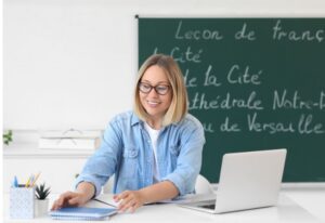 find French tutor online